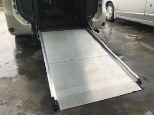ノア・スロープ車