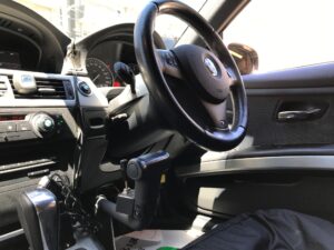 福祉車両改造・移乗補助装置・移乗プレート・BMW