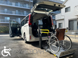 エスクァイア・福祉車両改造・車椅子リフト・WAKOリフト・車椅子固定装置