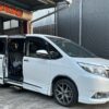 福祉車両｜福祉車両改造｜補助ステップ｜トヨタ・エスクァイア