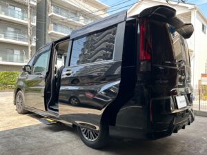福祉車両改造・ホンダ・ステップワゴン・乗降補助ステップ