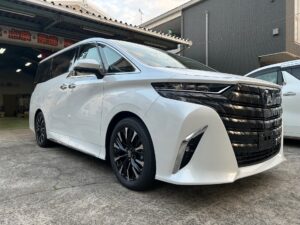 福祉車両改造・車いすリフト・40アルファード