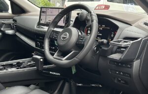 福祉車両改造・エクストレイル・自操式手動運転装置